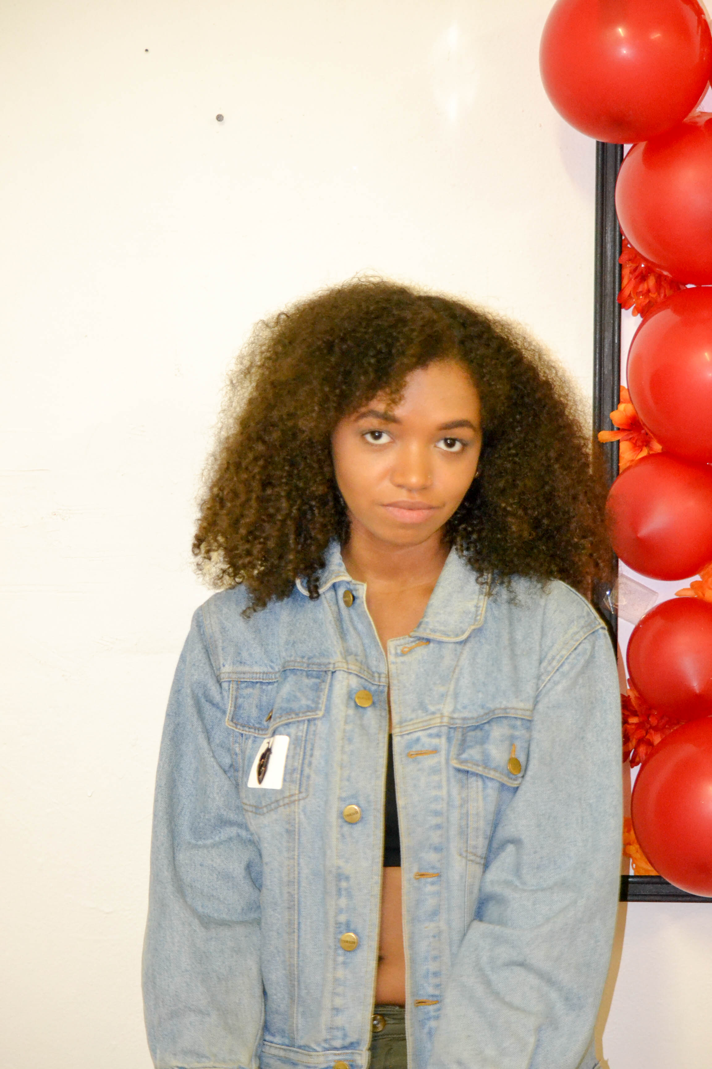 taylor augusta assuage red balloons la kuro