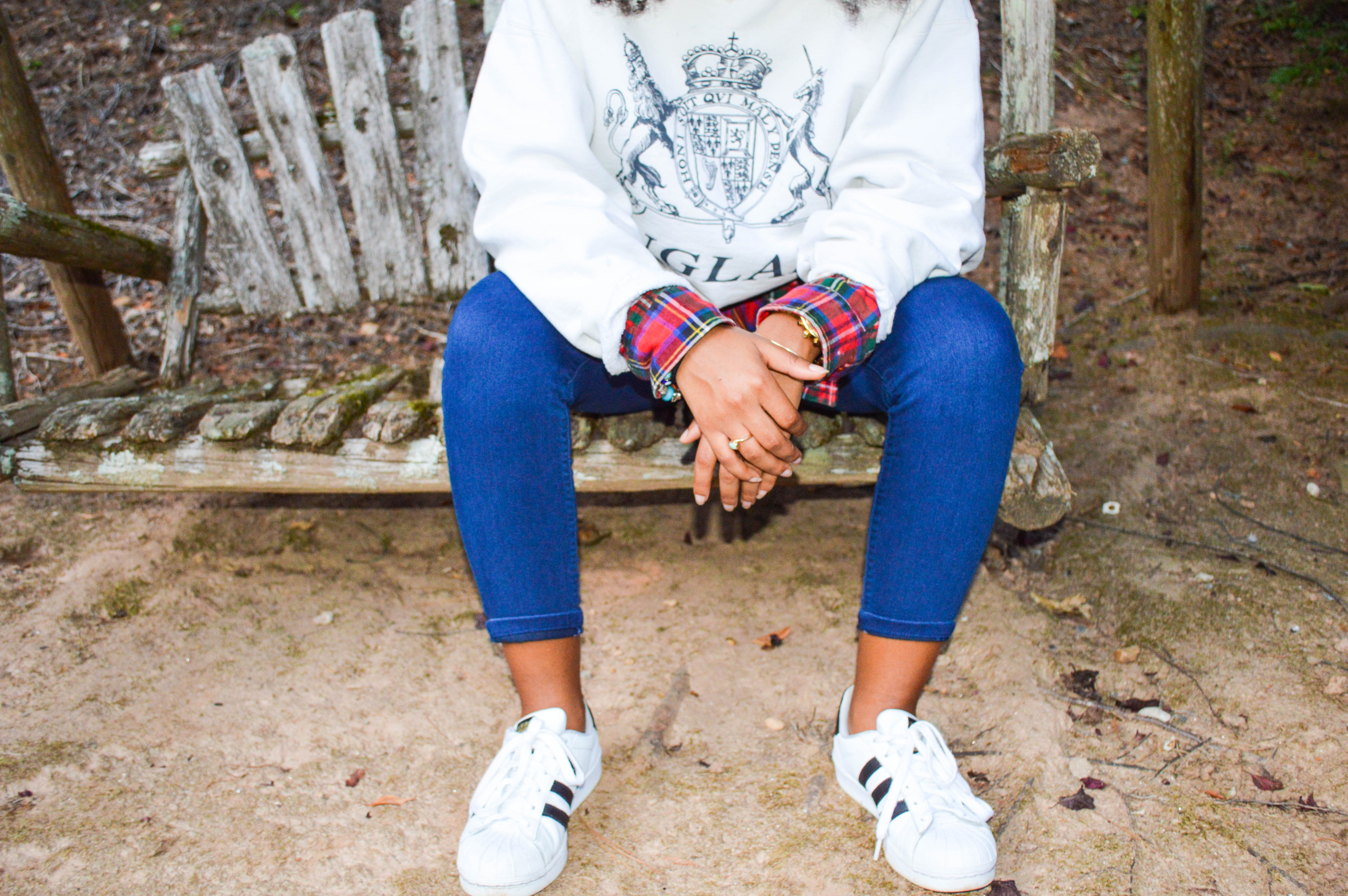 style fashion look taylor augusta fall in summer england crewnck plaid tommy hilfiger flannel